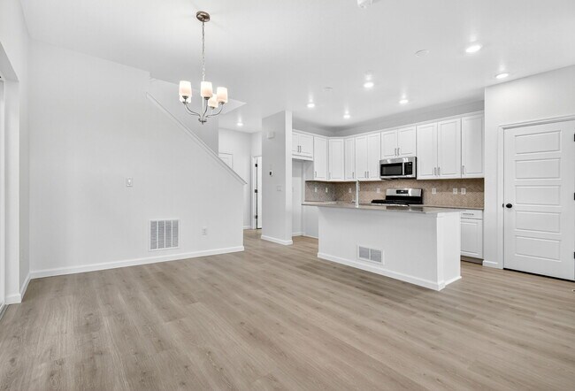 6561 E 148th Dr, Thornton, CO 80602 - photo 7