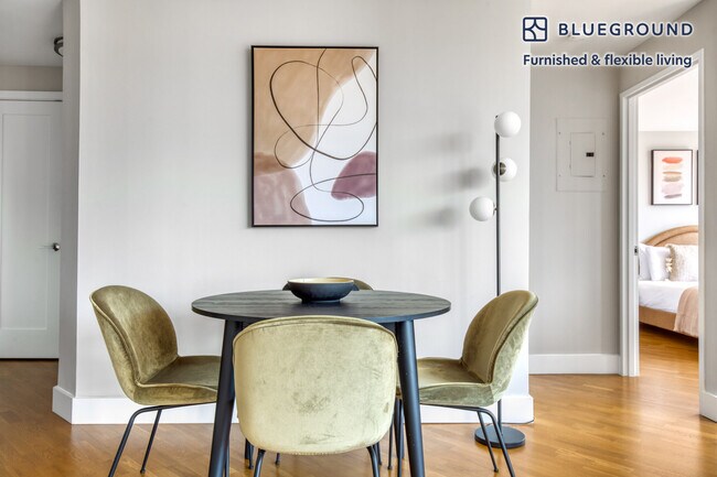 175 E 96th St unit FL29-ID918, New York, NY 10128 - photo 6