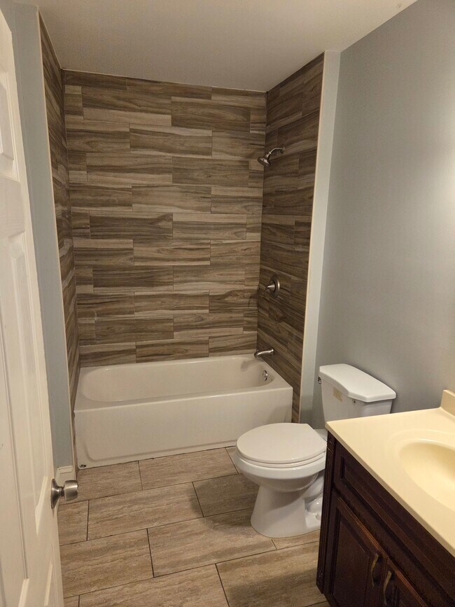 117 Seaview Ave unit 2, Long Branch, NJ 07740 - photo 5