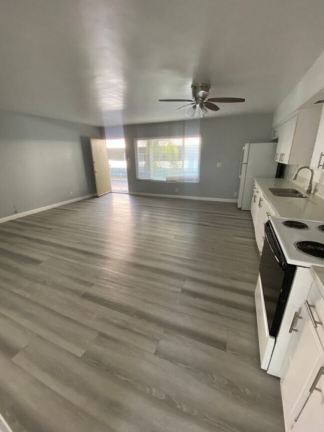 1146-1152 Magnolia Ave, Long Beach, CA 90813 - photo 4