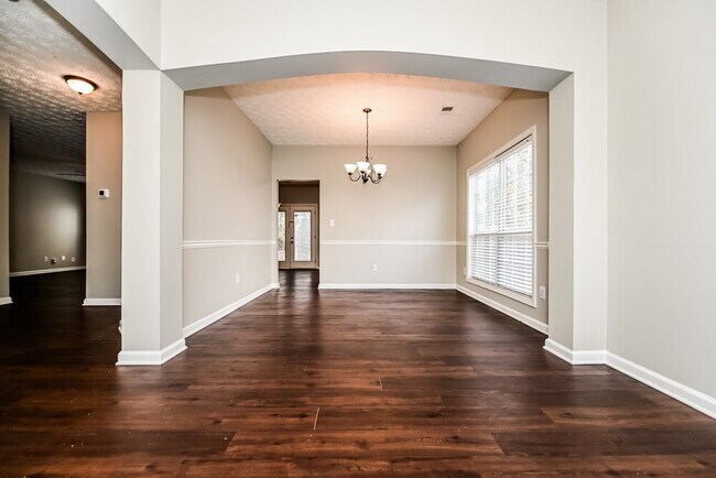 251 Winthrop Ln, McDonough, GA 30253 - photo 5