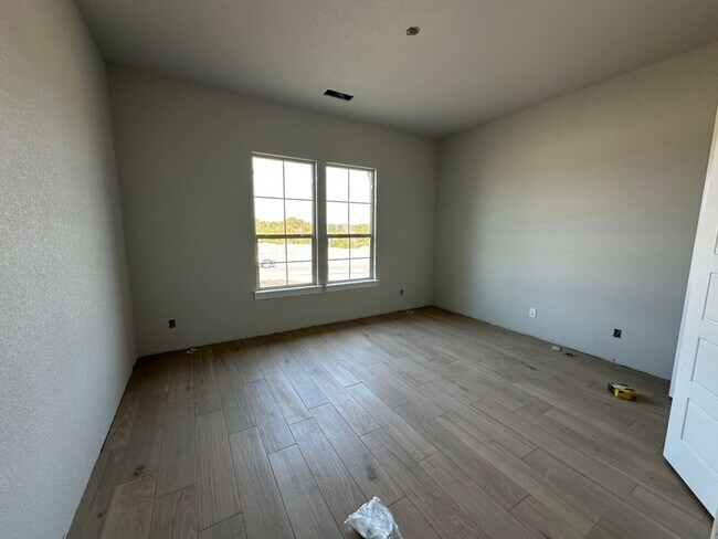 424 Texas Sage Trail, Weatherford, TX 76085 - photo 7