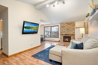 1008 Westbrooke Way, Hopkins, MN 55343
