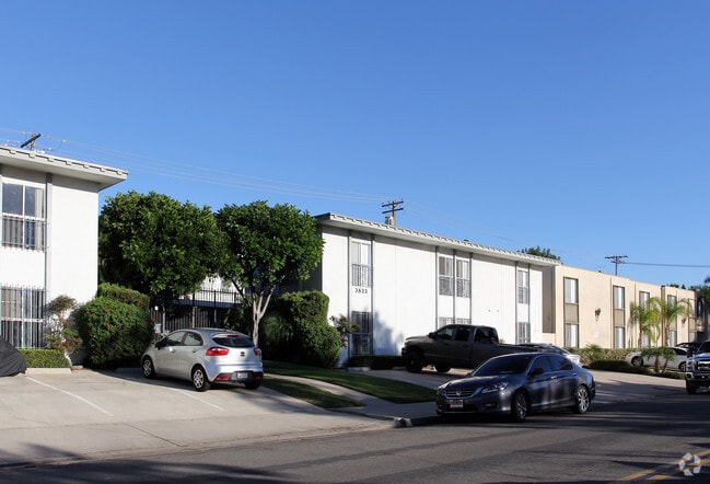 3833 Jewell St, San Diego, CA 92109 - photo 2