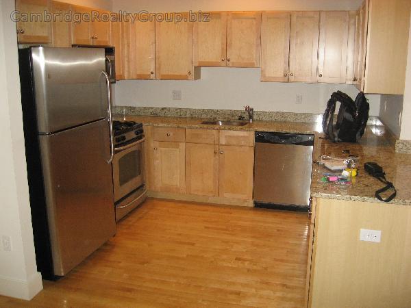 108 2nd St unit 109, Cambridge, MA 02141 - photo 2