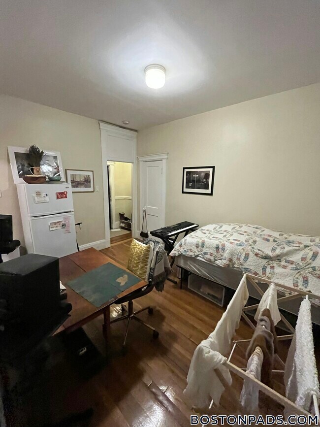 38 Hemenway St unit 15M, Boston, MA 02115 - photo 6