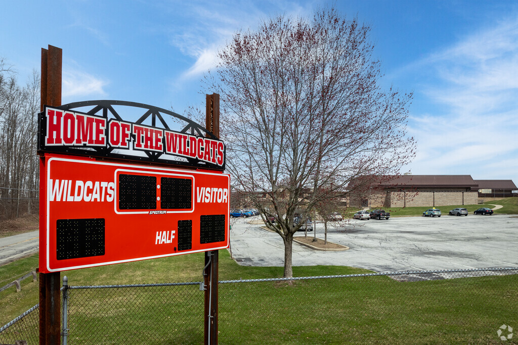 After eighth grade, Branchville's children move on to High Point Regional High School which offers extracurriculars like newspaper, mock trial and science research clubs.
