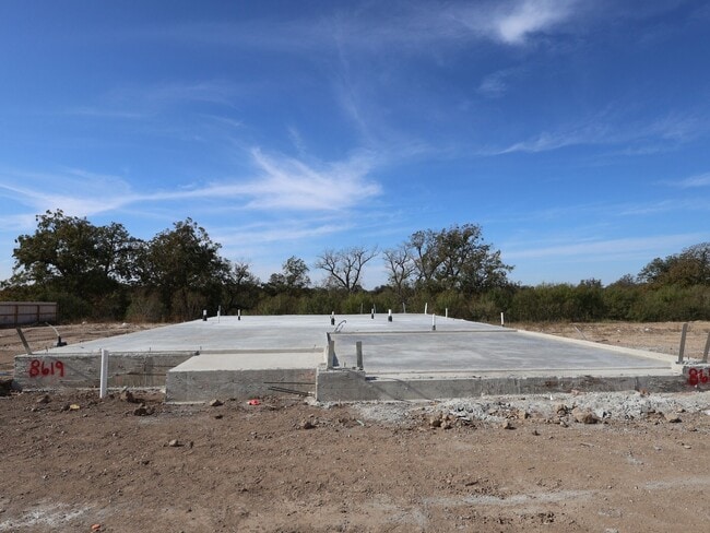 8619 Rucker Pond Trail, San Antonio, TX 78252 - photo 2