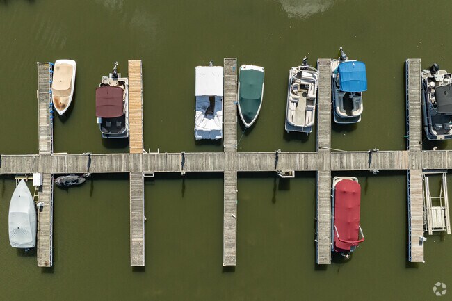 Seneca’s marina is a hub for boating, fishing and waterfront recreation.