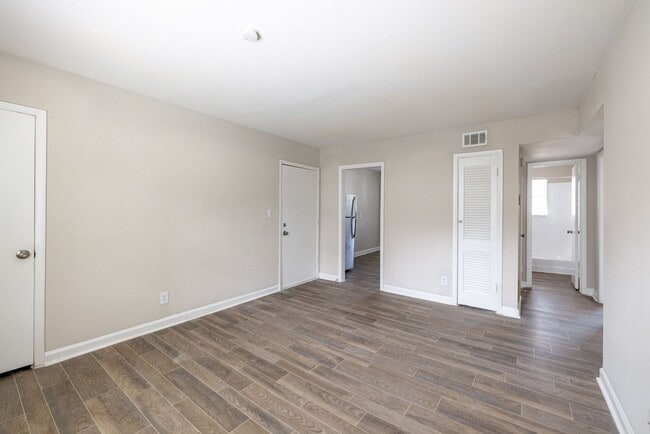 Live Connected. Live Collier., Atlanta, GA 30318 - photo 5