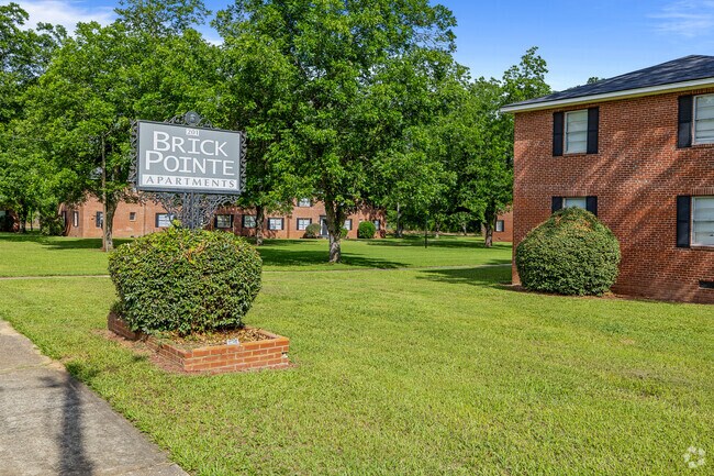 Brick Pointe, Albany, GA 31705 - photo 4