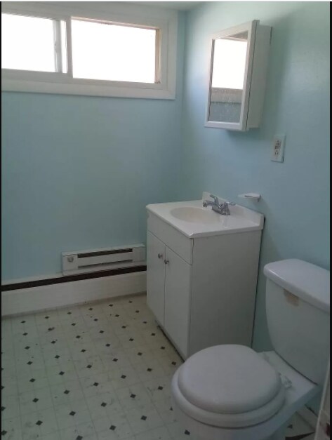 9 Cherry St unit 2, East Hartford, CT 06108 - photo 5