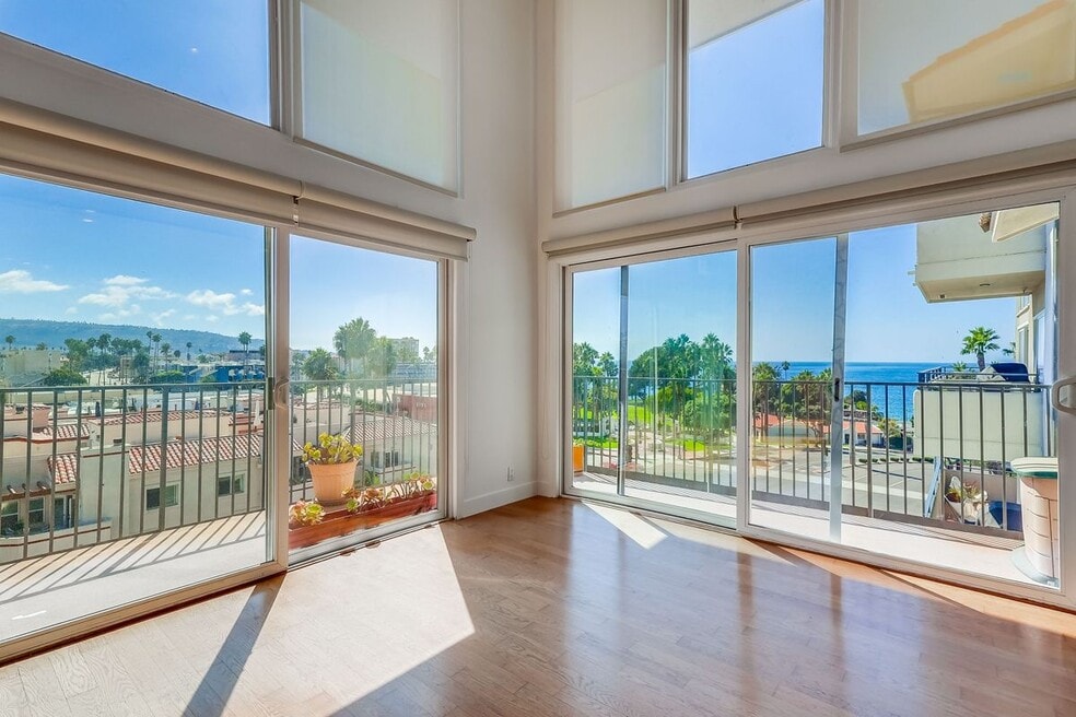 La Casita Condominium, Redondo Beach, CA 90277 - photo 1