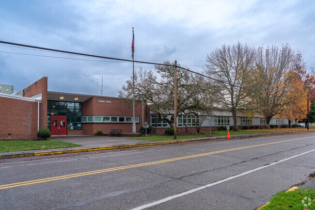 Olympic East Elementary  School earns a B- in Academics on Niche.