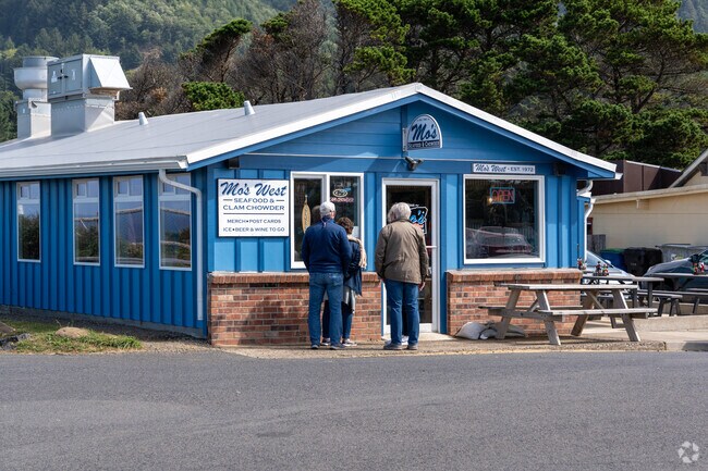 Mo's Seafood restaurant is famous for its clam chowder.