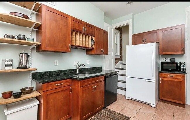 1708 Guilford Ave, Baltimore, MD 21202 - photo 5