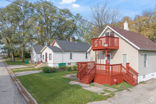 Homes in Southside Joliet feature decent-sized lots next to parks and greenspace.