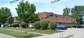 636 Meadowood Ln, Wilmington, IL 60481