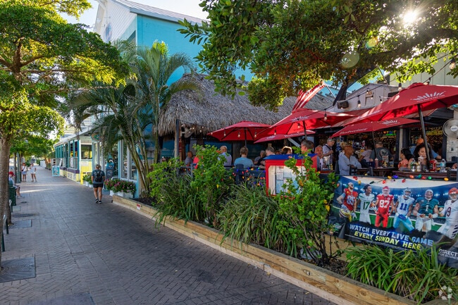 Siesta Key Village has a number of popular restaurants, like Siesta Key Oyster Bar.