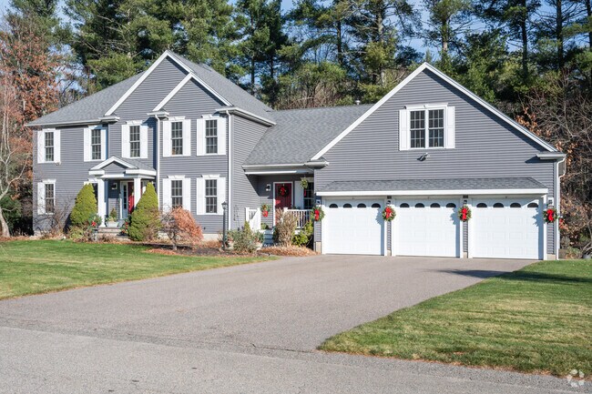 Newer Colonial revival homes sit on large lots in the Northern part of Whittenton Junction.