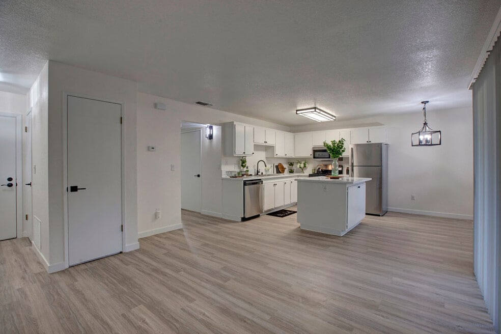 St. George Apartments, Davis, CA 95616 - photo 1