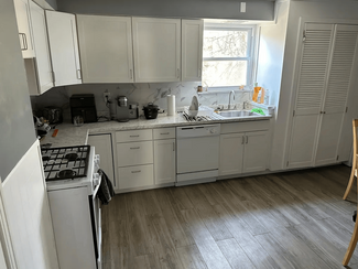 8 Enfield St, Pittsburgh, PA 15213