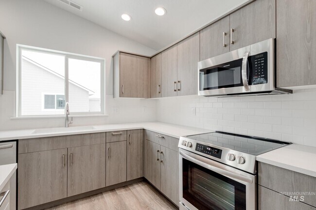 2384 N Carly Ave, Star, ID 83669 - photo 5