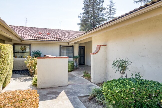 1538 W Herndon Ave, Fresno, CA 93711 - photo 7