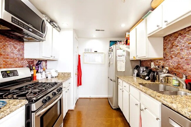 2617 Douglass Place SE unit 303, Washington, DC 20020 - photo 7