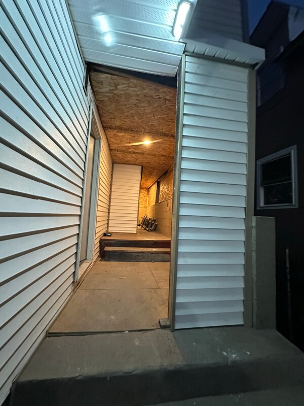 1310 Willis Ave unit 1st floor back, Syracuse, NY 13204 - photo 2