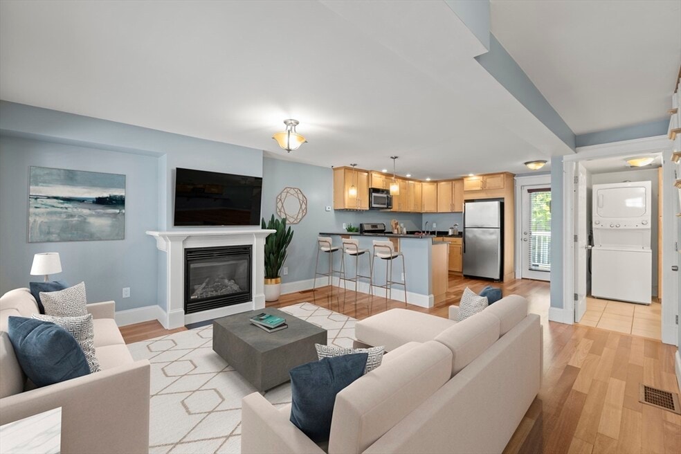45 Ward St, Boston, MA 02127 - photo 1