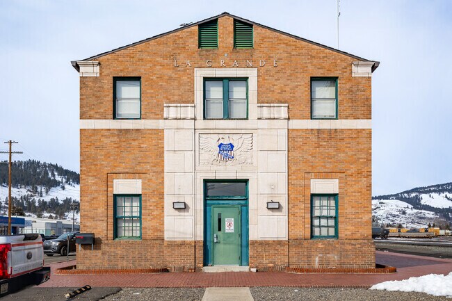 With agriculture such a big industry in the Blue Mountain Valley the Pacific Northern railyard plays a vital role.