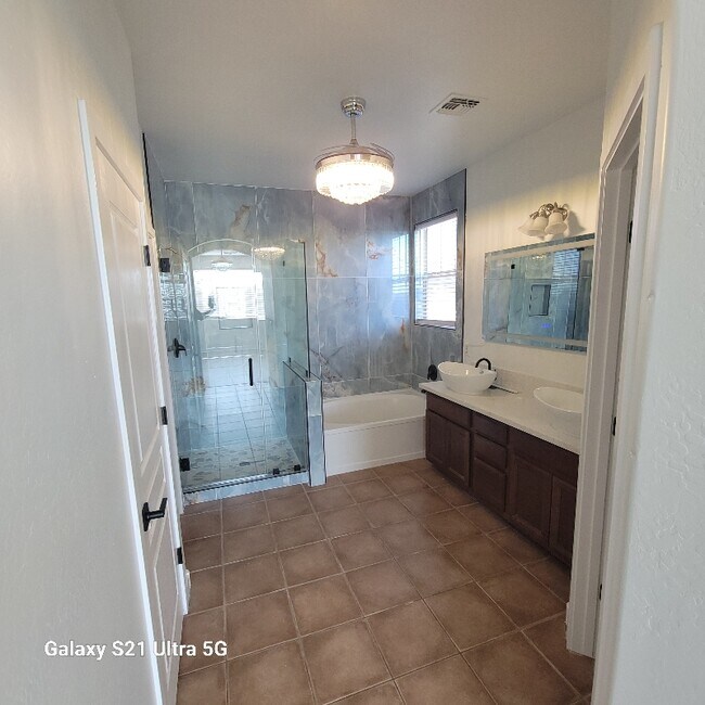 26716 N 167th Ln, Surprise, AZ 85387 - photo 7