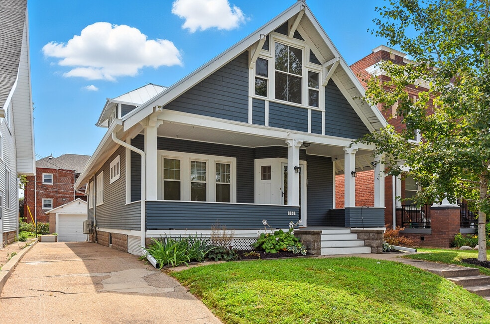 2965 Harris St, Omaha, NE 68105 - photo 1