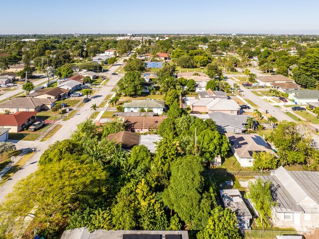 An aerial overview of the Dillard Park Neighborhood.