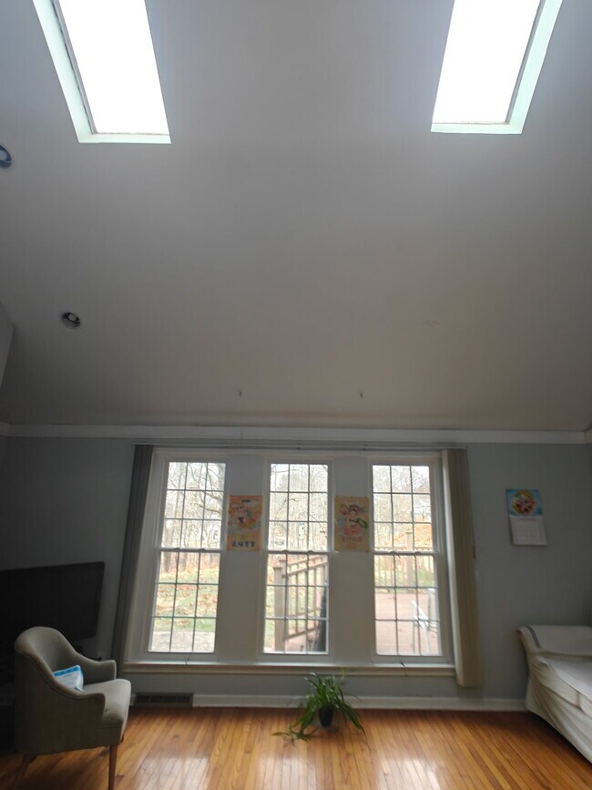 223 Springhouse Ln, Pittsburgh, PA 15238 - photo 5