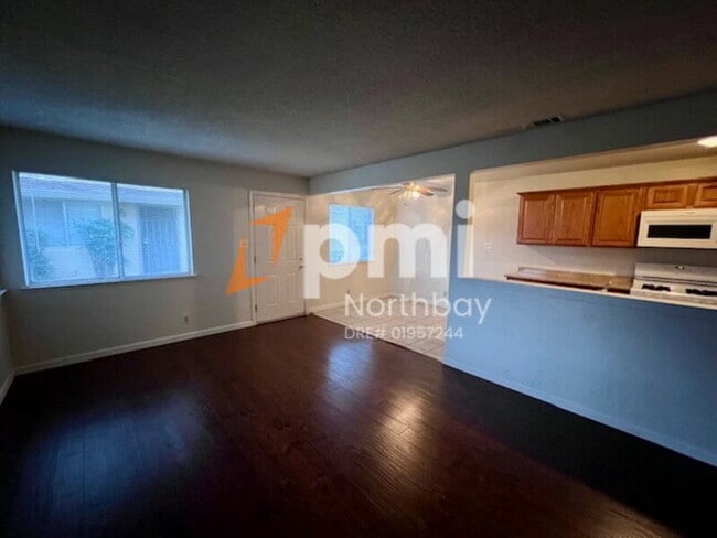 1977 Woodglen Ln unit 3, Vacaville, CA 95687 - photo 3