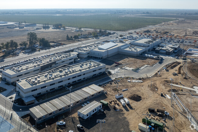 The main building at Justin Garza Highschool in Fresno.