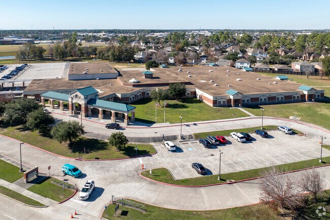 McNabb Elementary School has a 16:1 student to teacher ratio.
