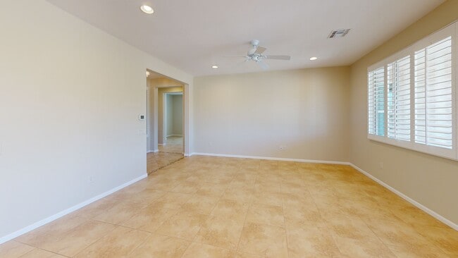 60422 E Arroyo Vista Dr, Oracle, AZ 85623 - photo 2