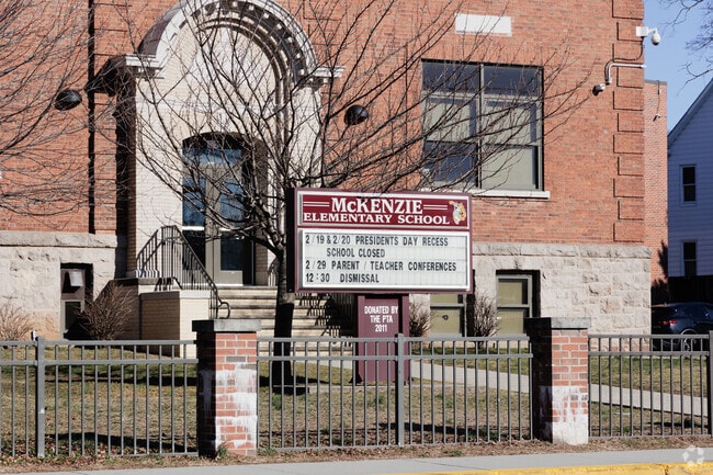 Mckenzie School in East Rutherford, NJ receives an overall grade of B from Niche.