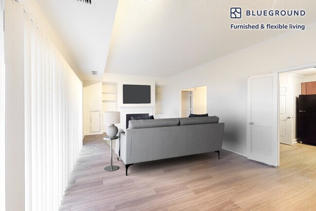 4100 Massachusetts Ave NW unit FL4-ID8753A, Washington, DC 20016 - photo 3