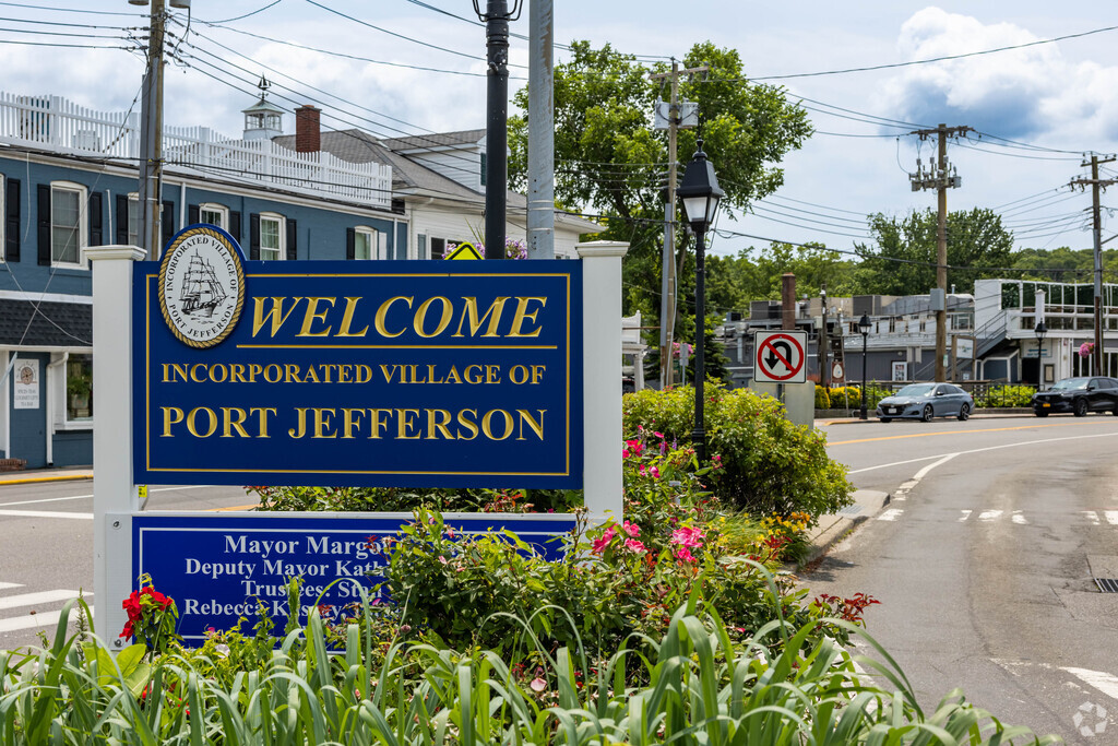 New Barnum Avenue Parking Lot – Port Jefferson Village