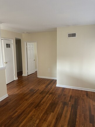 4809 Meade St NE Unit 1, Washington, DC 20019