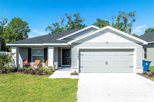 New build communities like Bridgeport Lakes offers a variety of floor plans and custom options.
