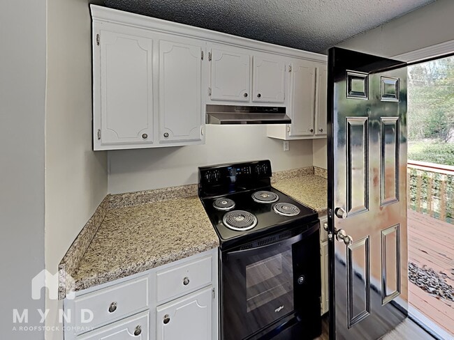 128 Red Mill Rd, Birmingham, AL 35215 - photo 4