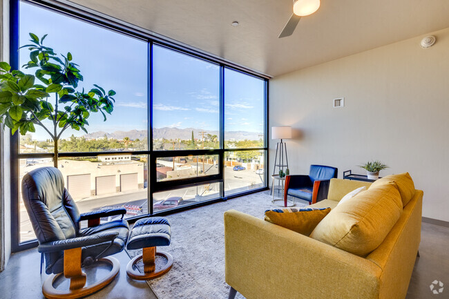 Living Room - 1BR, 1BA - 664SF