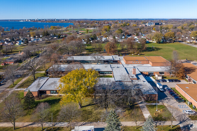 Looking north at Schenk Elementary in the Eastmoreland neighborhood.