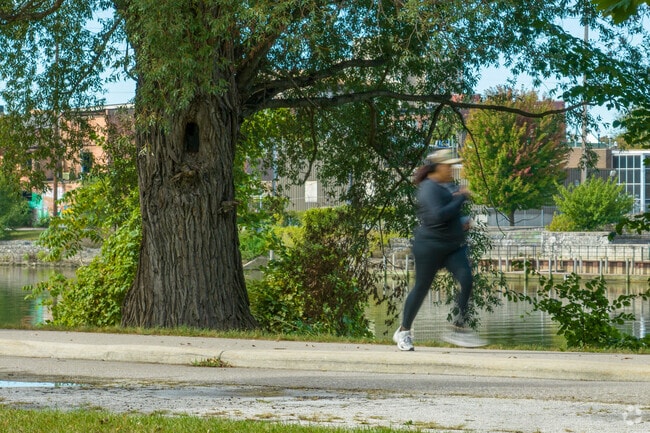 Saginaw's Rust Park enjoys a pathway along the river for runners and walkers.