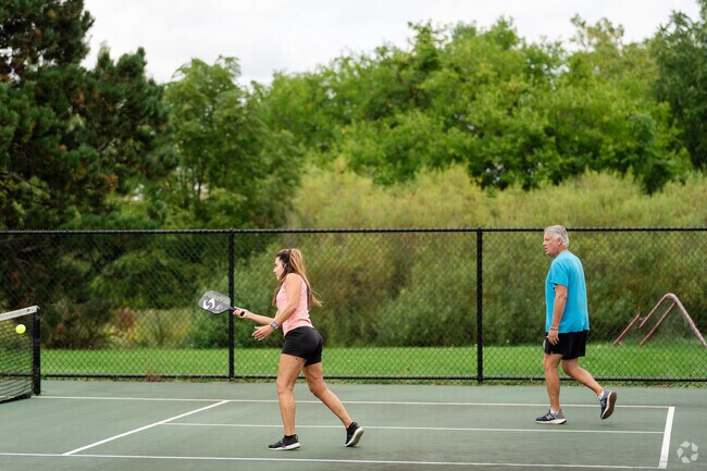There are two tennis courts that can be used for pickle ball in Knob Hill Park in Maryvale.